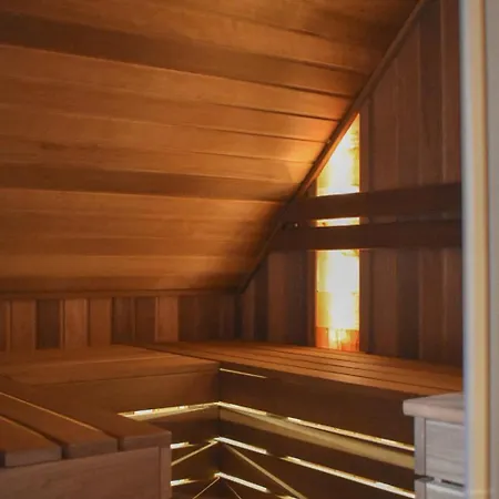 Holiday park Ozoni & Sauna 4*