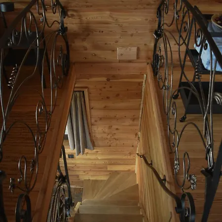 Ozoni & Kompleks wypoczynkowy 4*