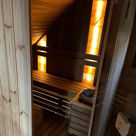 Ozoni & Sauna Holiday park 4*