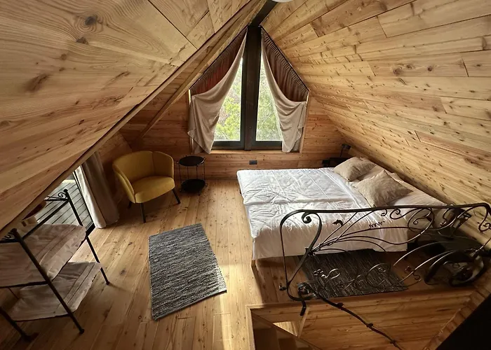 Ozoni & ホリデーパーク 4*